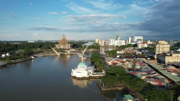 Kuching Sarawak Malasia Mayo 2021 Los Edificios Monumentos Paisajes Ciudad — Vídeo de stock