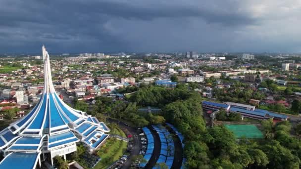 Kuching Sarawak Malaysia Mai 2021 Die Gebäude Sehenswürdigkeiten Und Landschaften — Stockvideo