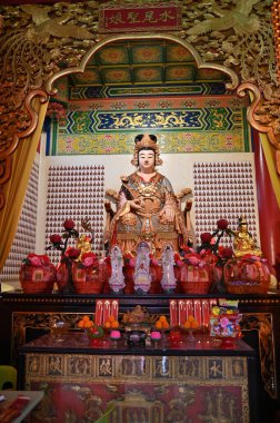 Kuala Lumpur, Malezya 15 Şubat 2026: Thean Hou Tapınağı, Petaling Caddesi ve Deniz Ürünleri Büfesi