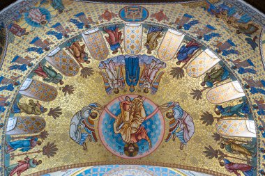 Kronstadt 'taki Nikolsky Katedrali' nin içinde. Harikalar Diyarı İşçisi Aziz Nicholas. Rusya, St. Petersburg, Kronstadt, 1 Ekim 2020