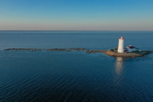 Vue Aérienne Panoramique Phare Tolbukhin Île Rocheuse Artificielle Dans Golfe — Photo