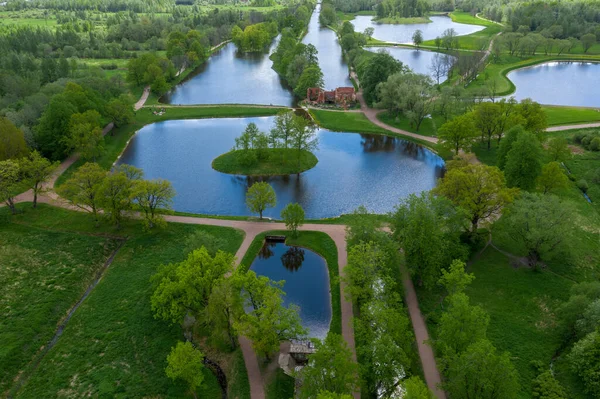 Uma Vista Panorâmica Uma Altura Das Lagoas Parque Paisagem Peterhof — Fotografia de Stock