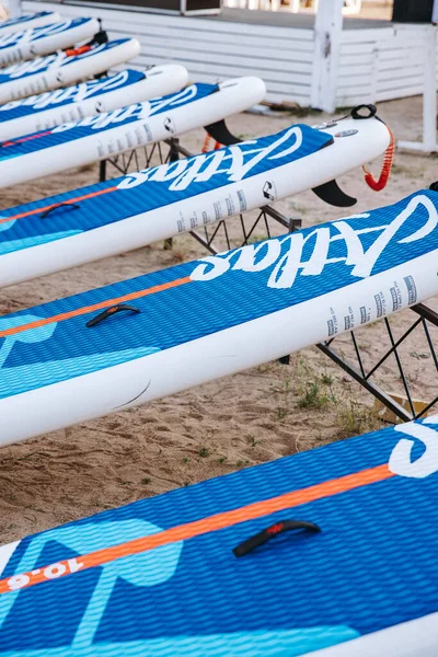 Sup Surf Accessoires Station Voor Actieve Recreatie Watersport Opblaasbare Planken — Stockfoto