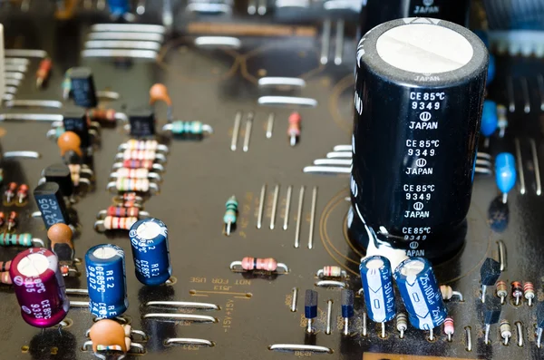 Plaka elektronik komponentleri