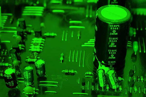 Platta av elektroniska komponenter — Stockfoto