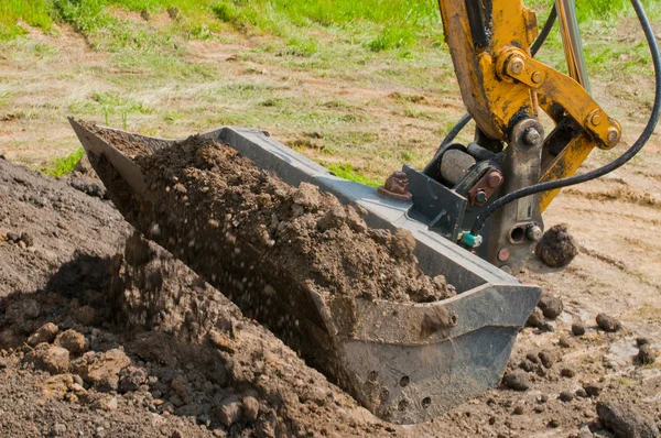 Hafriyat ağır makine ile