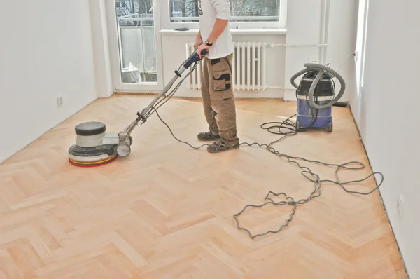 Eski ahşap parke yenileme