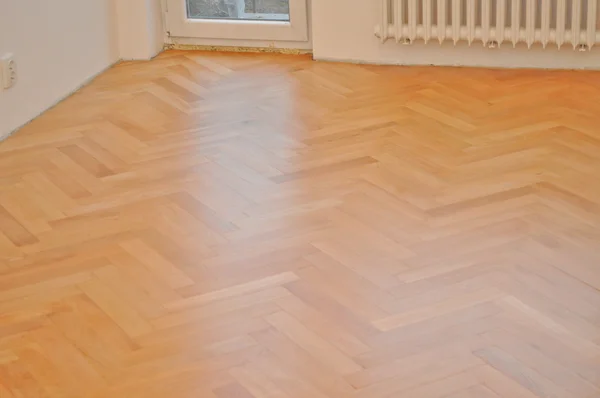 Renovation of wooden parquet — Stock Photo, Image