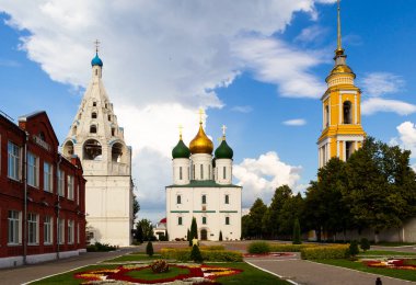 Rusya, Kolomna, 3 Temmuz 2020 - Kolomna Kremlin, kiliseler ve sokaklar.