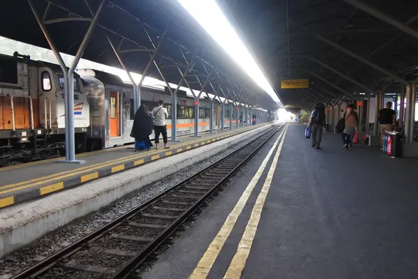 Surabaya Indonesien März 2019 Atmosphäre Bahnhof Von Gubeng Der Nacht lizenzfreie Stockbilder