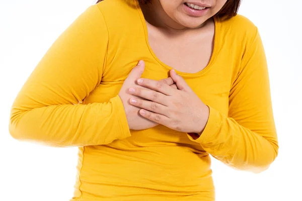 Vrouw Die Haar Hart Borst Aanraakt Geïsoleerde Witte Achtergrond Gezondheidszorg — Stockfoto