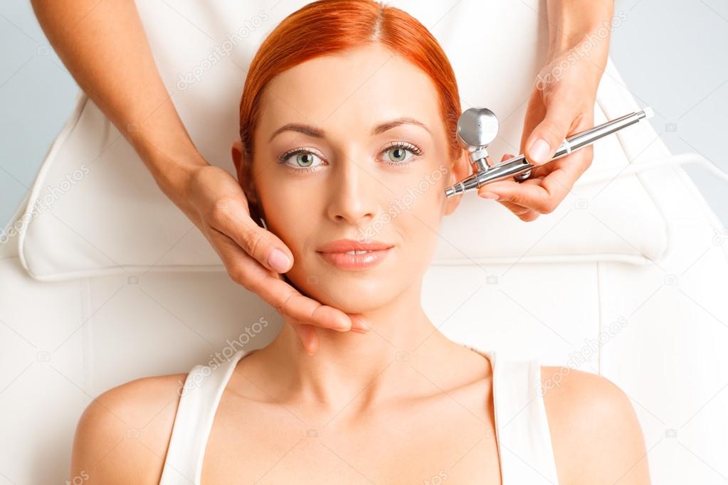 Oxygen therapy Stock Photo by ©evarlamov 56548199