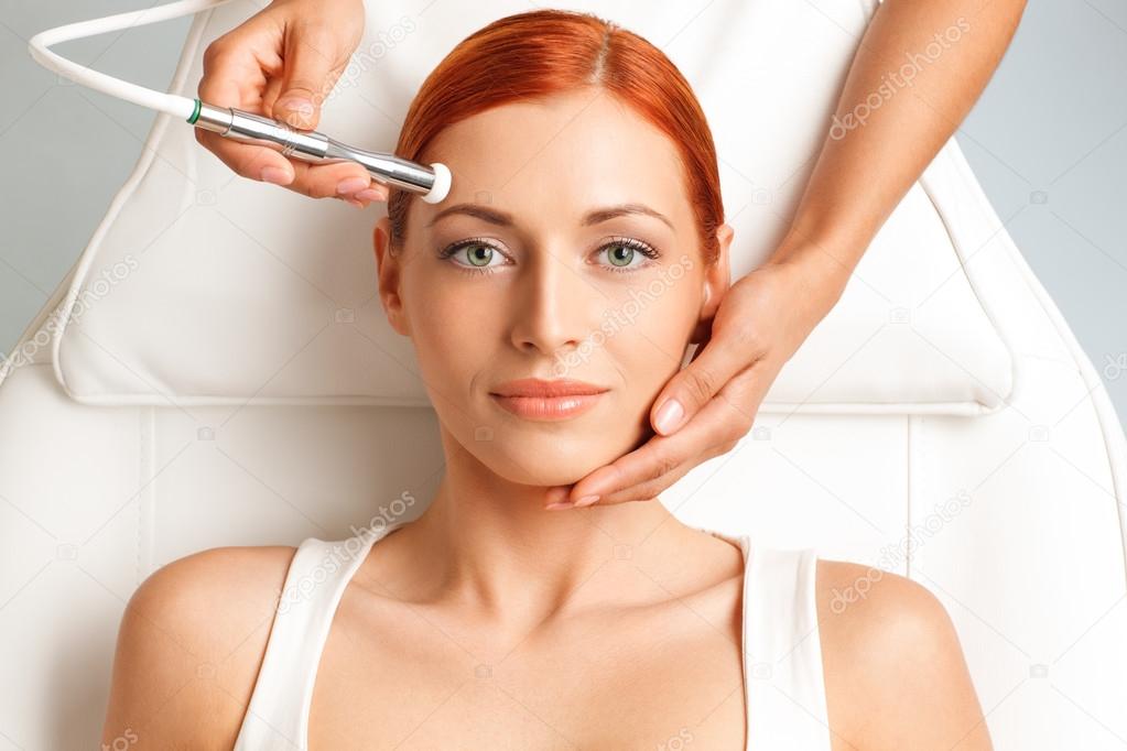 Microdermabrasion procedure