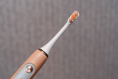 Modern sonik elektrikli diş fırçası, ağız hijyeni