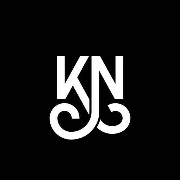黒を背景にKn文字のロゴデザイン Knクリエイティブイニシャルレターロゴコンセプト Kn文字のデザイン 黒を基調としたKnホワイトの文字デザイン Nロゴ — ストックベクタ