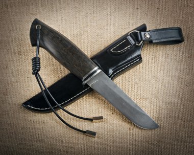 arka planda av bıçakları