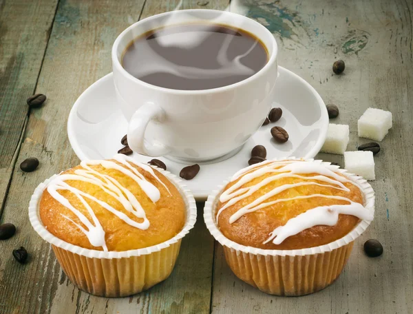 Coffee with muffins — Stock Photo, Image