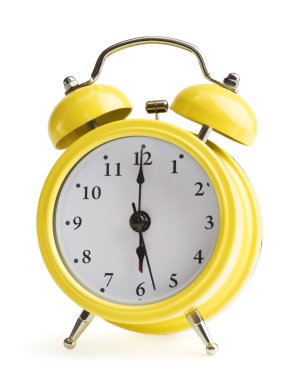 Saat altıda alarm saati