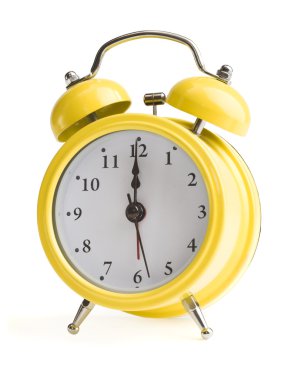 saat 12'de alarm saati