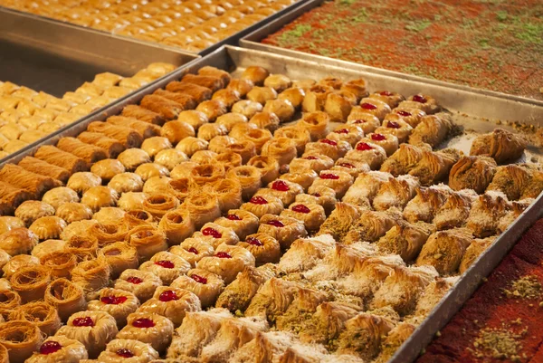 Турецька солодощі на ринку — стокове фото