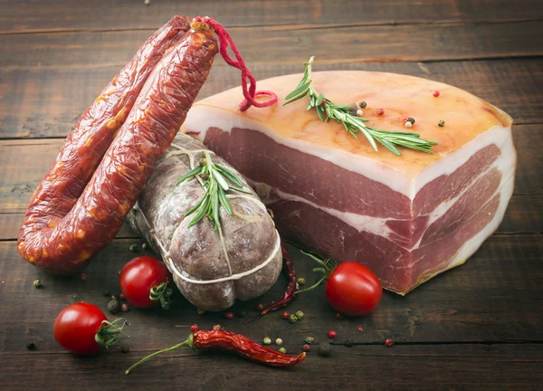 Smoked meat and sausages — Stock Photo, Image