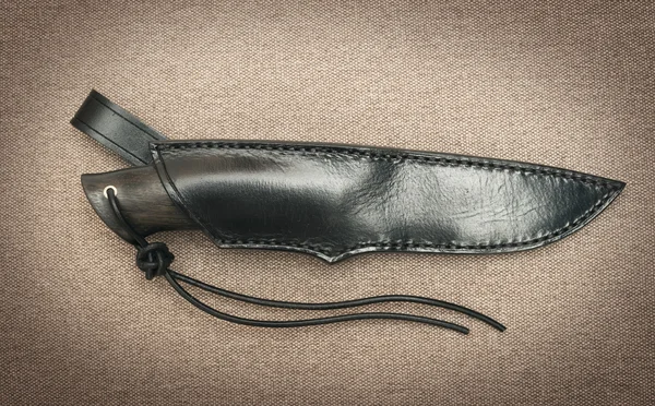 Cuchillo de caza con vaina — Foto de Stock