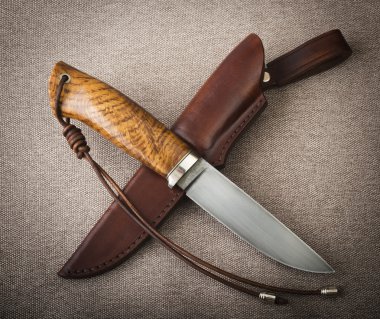 kılıç kını ile av bıçağı