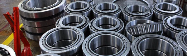 Large Number Bearings Finished Products Bearing Plant Long Banner Top — Stock Photo, Image