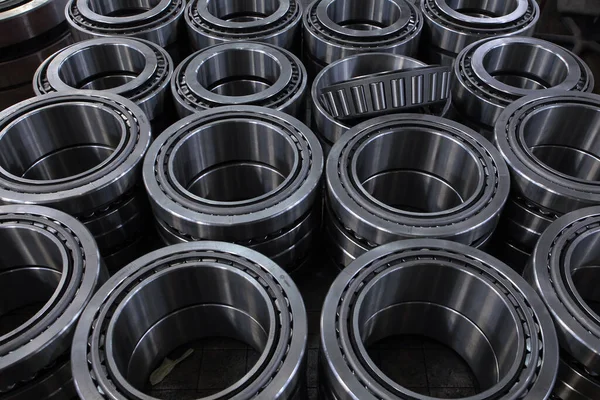 Large Number Finished Bearings Factory Bearings Different Diameters Finished Products — Stock Photo, Image