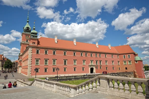 Королевский замок на Замковой площади в Варшаве, Польша — стоковое фото