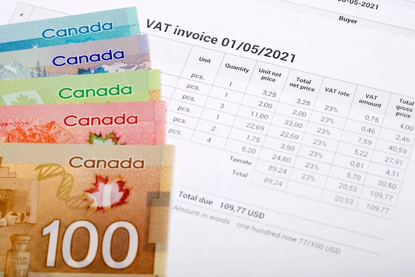 Mehrwertsteuer Rechnung Mit Kanadischem Geld — Stockfoto