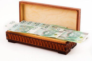 Lehçe para dolu kutu