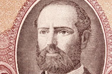 Arturo Prat Şili parasından bir portre - Escudos