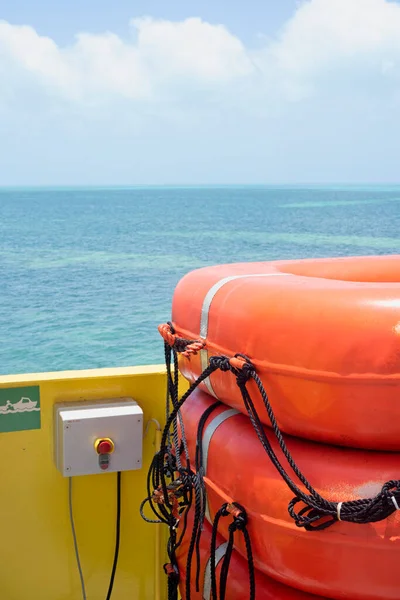 Cancun, Meksika 'da deniz güvenliği için acil kurtarma botları.