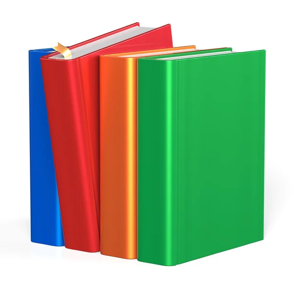 Libros fila cuatro seleccionar rojo en blanco cubre colorido de pie —  Fotos de Stock