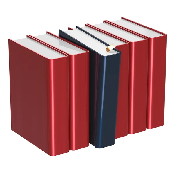 Livros linha vermelha um preto selecionado escolhendo livro principal — Fotografia de Stock