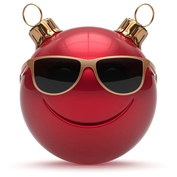Palla di Natale faccina sorridente Felice anno nuovo emoticon — Foto Stock