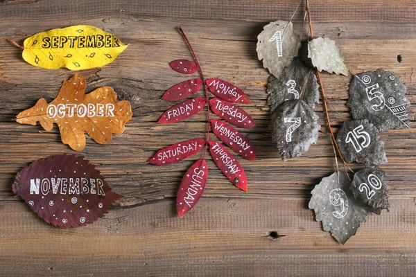 Gemalte Herbstblätter — Stockfoto