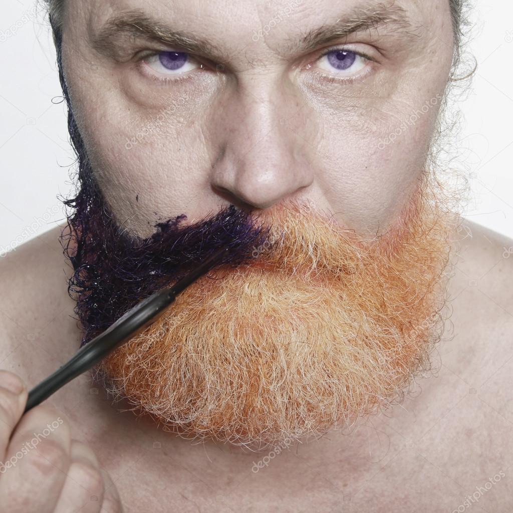 man color a beard