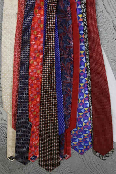 Άφθονο πολύχρωμο γραβάτες — Φωτογραφία Αρχείου
