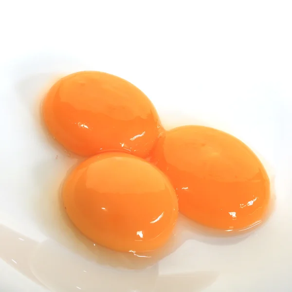 Куриные яичные желтки — стоковое фото