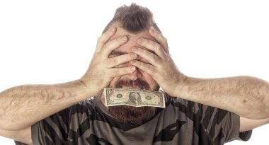 Para olan bir adam portresi