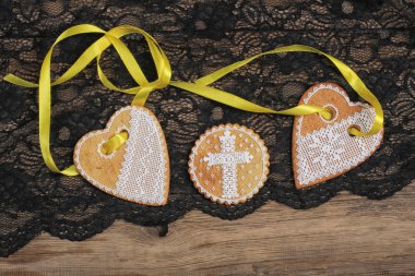 kalp şeklinde gingerbread