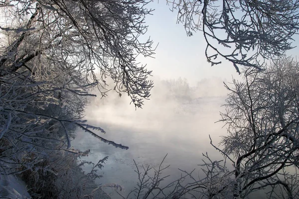 扎伊河上的风景冬季早晨 — 图库照片