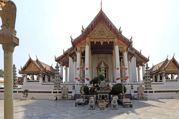 Bangkok Thailand December 2014 Túra Wat Suthat Thepwararam Bangkok Thaiföld — Stock Fotó