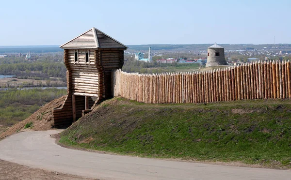 Tour Ancienne Forteresse Bulgare Sur Une Haute Falaise Sur Les — Photo