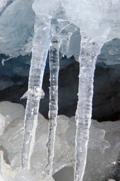 Textura Macroisolada Gelo Icicles Rio Início Primavera Sob Luz Solar — Fotografia de Stock