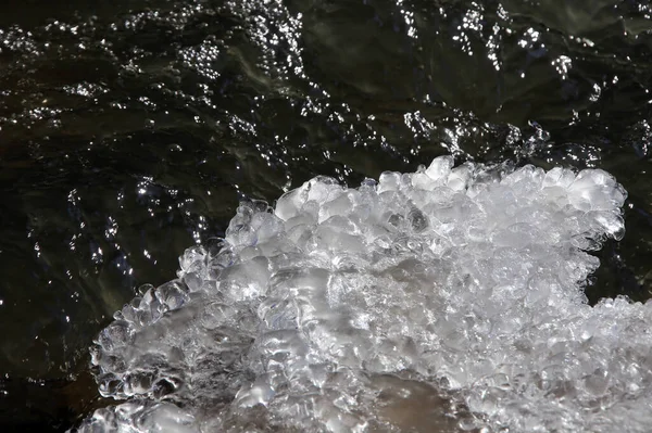 Textura Macro Agua Derretida Los Arroyos Primavera Día Soleado —  Fotos de Stock