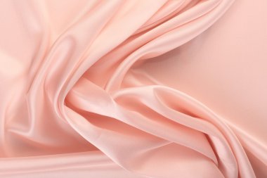 pembe şifon kıvrımlar