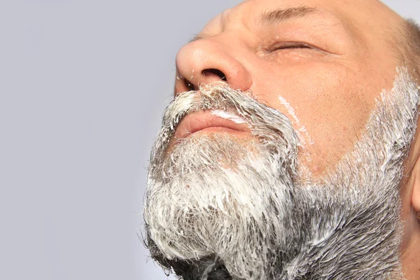 Adulte homme couleur barbe — Photo